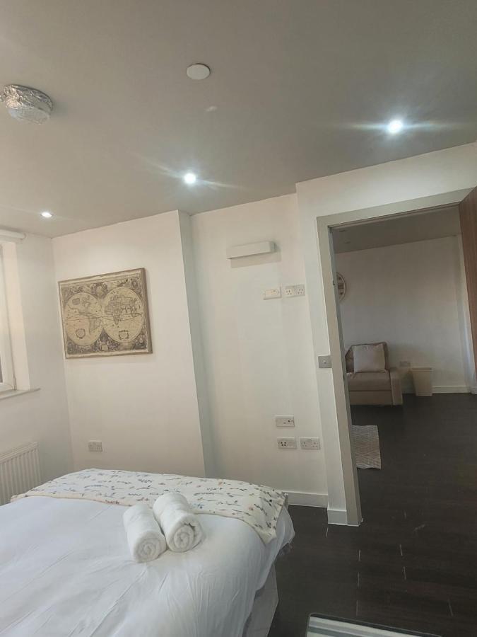 Amazing London 1 Bedroom Flat In Astral House As18 Norbury (Greater London) Exterior foto