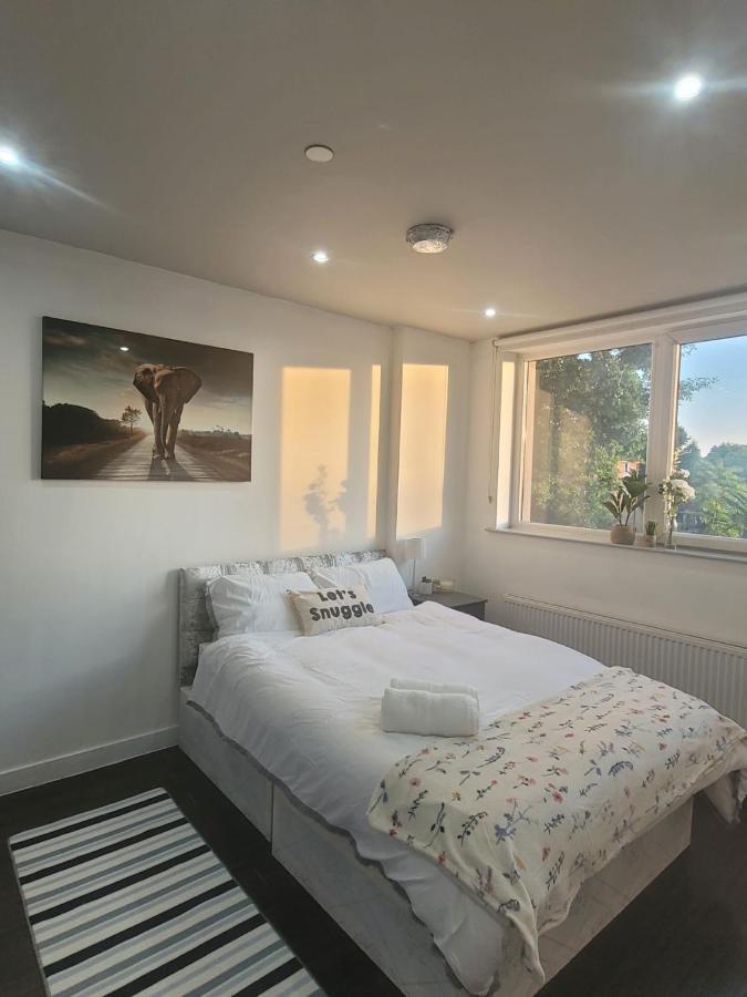 Amazing London 1 Bedroom Flat In Astral House As18 Norbury (Greater London) Exterior foto