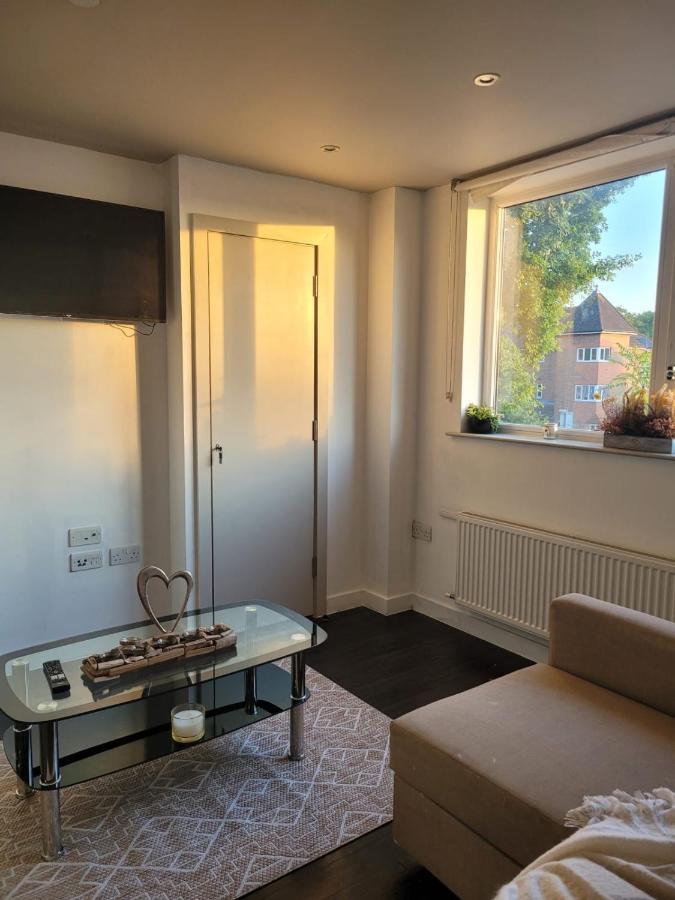 Amazing London 1 Bedroom Flat In Astral House As18 Norbury (Greater London) Exterior foto